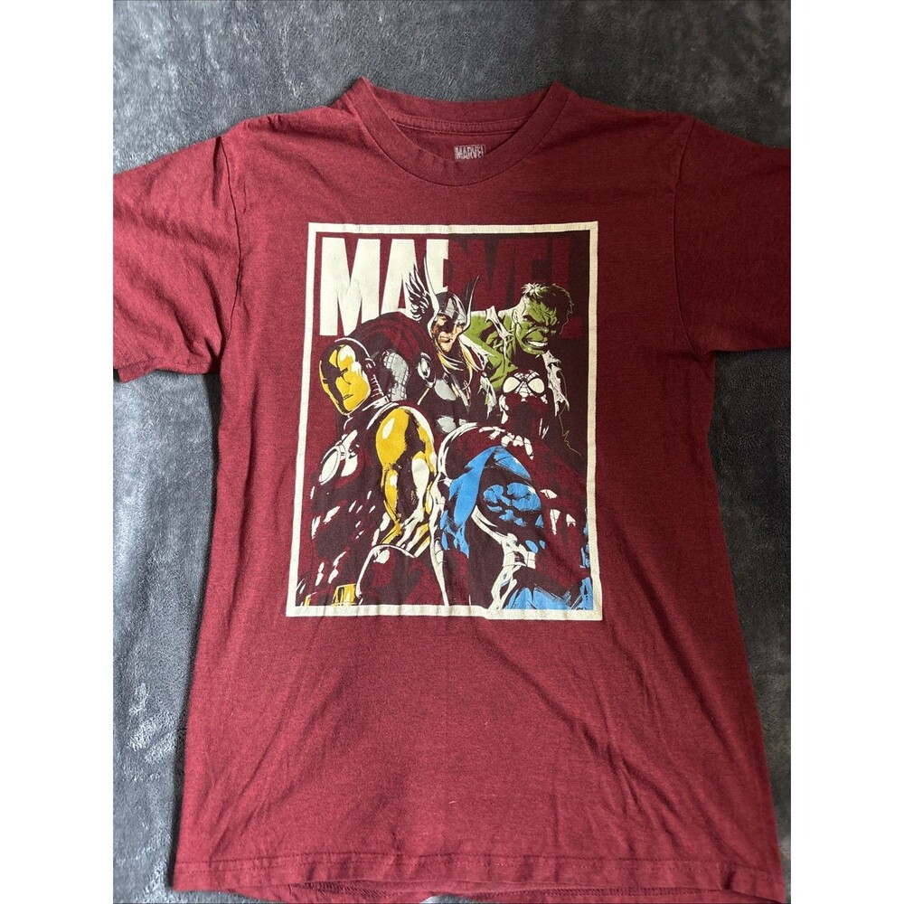 #90 Marvel /Avengers T-Shirt Iron Man, Thor, Hulk, Spider-Man Small